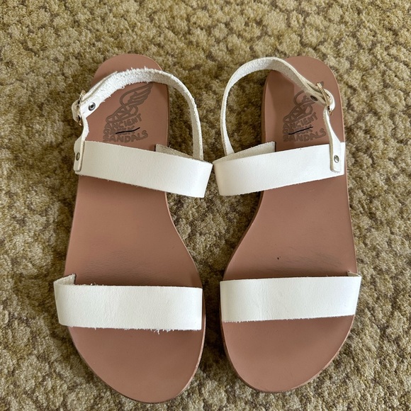 Ancient Greek White Clio Sandal - Picture 3 of 7